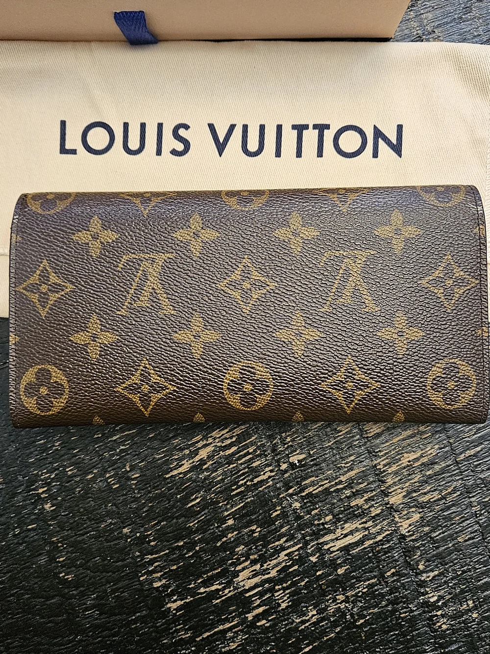 Louis Vuitton Monogram Continental Wallet - Picture 8 of 10